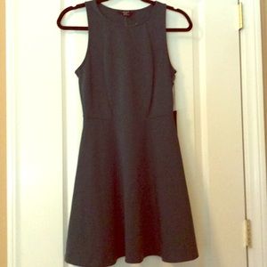 Brand new Forever 21 hunter green dress